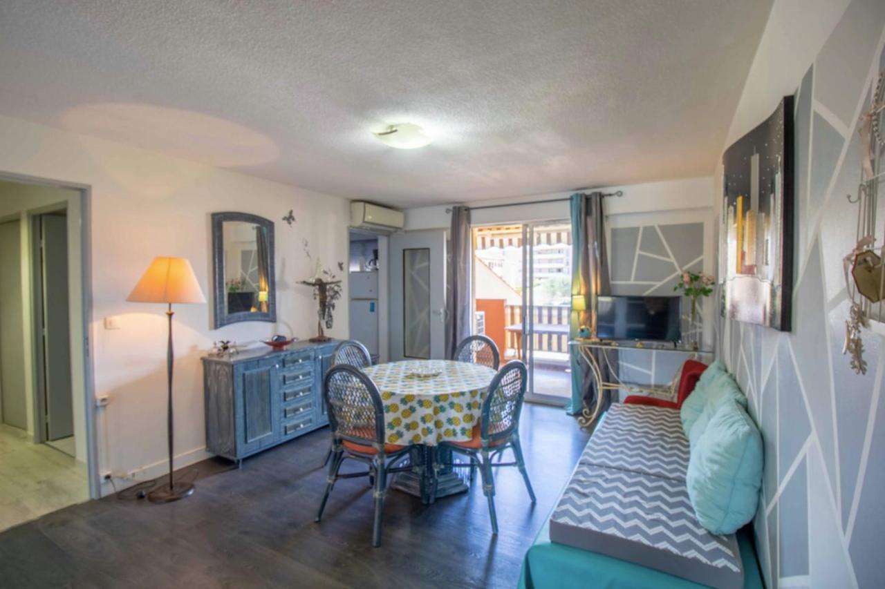 Cosy 35 M2 With Balcony In A Quiet Residence Fréjus Екстериор снимка